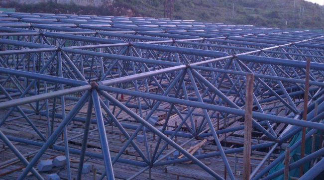 锦州概述网架加工中对钢材的质量的过细恳求